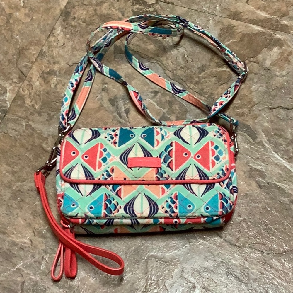 ⚠️ Vera Bradley gone fishing pattern Mini bag - Picture 1 of 9